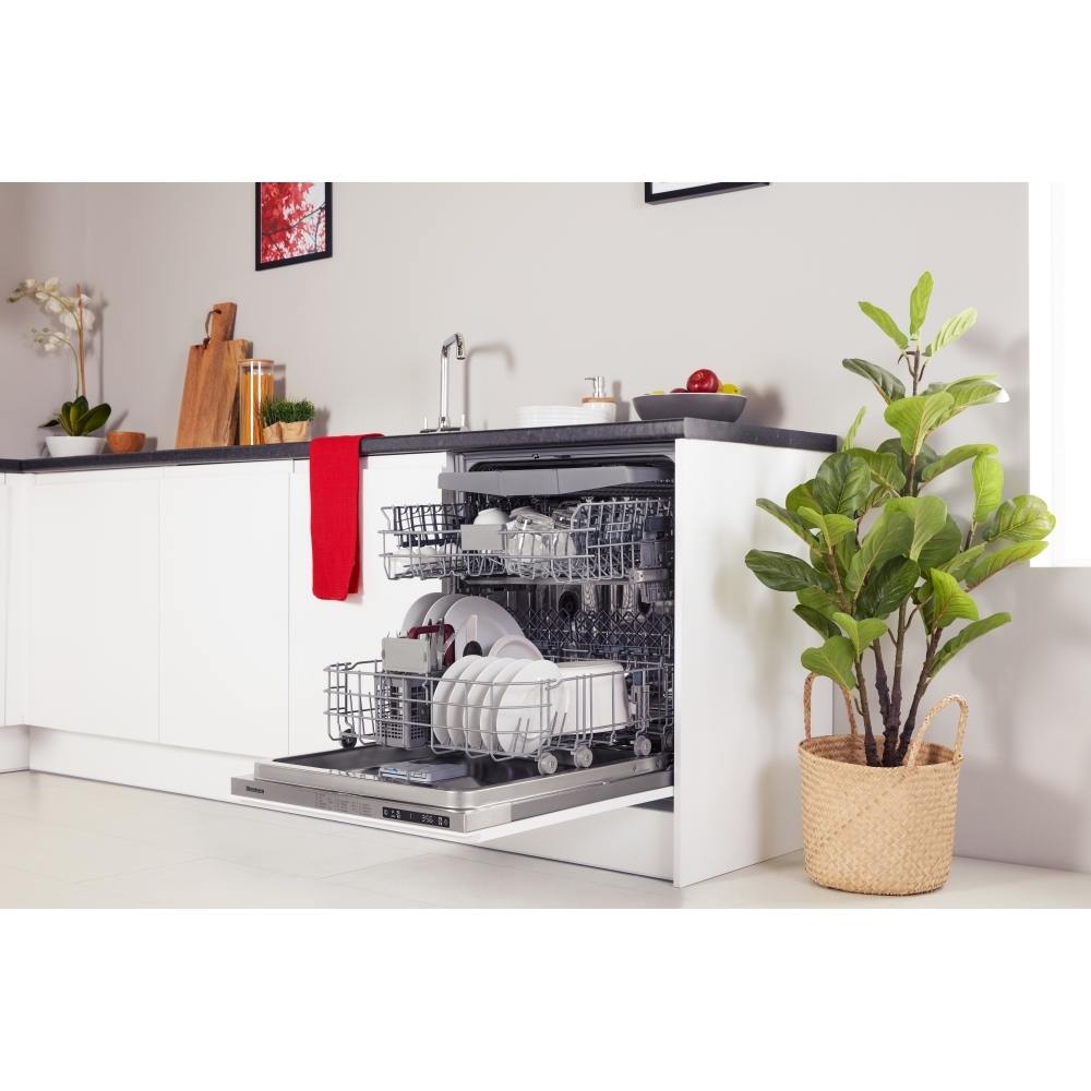 60cm Fully Integrated Dishwasher, White - Blomberg LDV63440 - London Houseware - 6