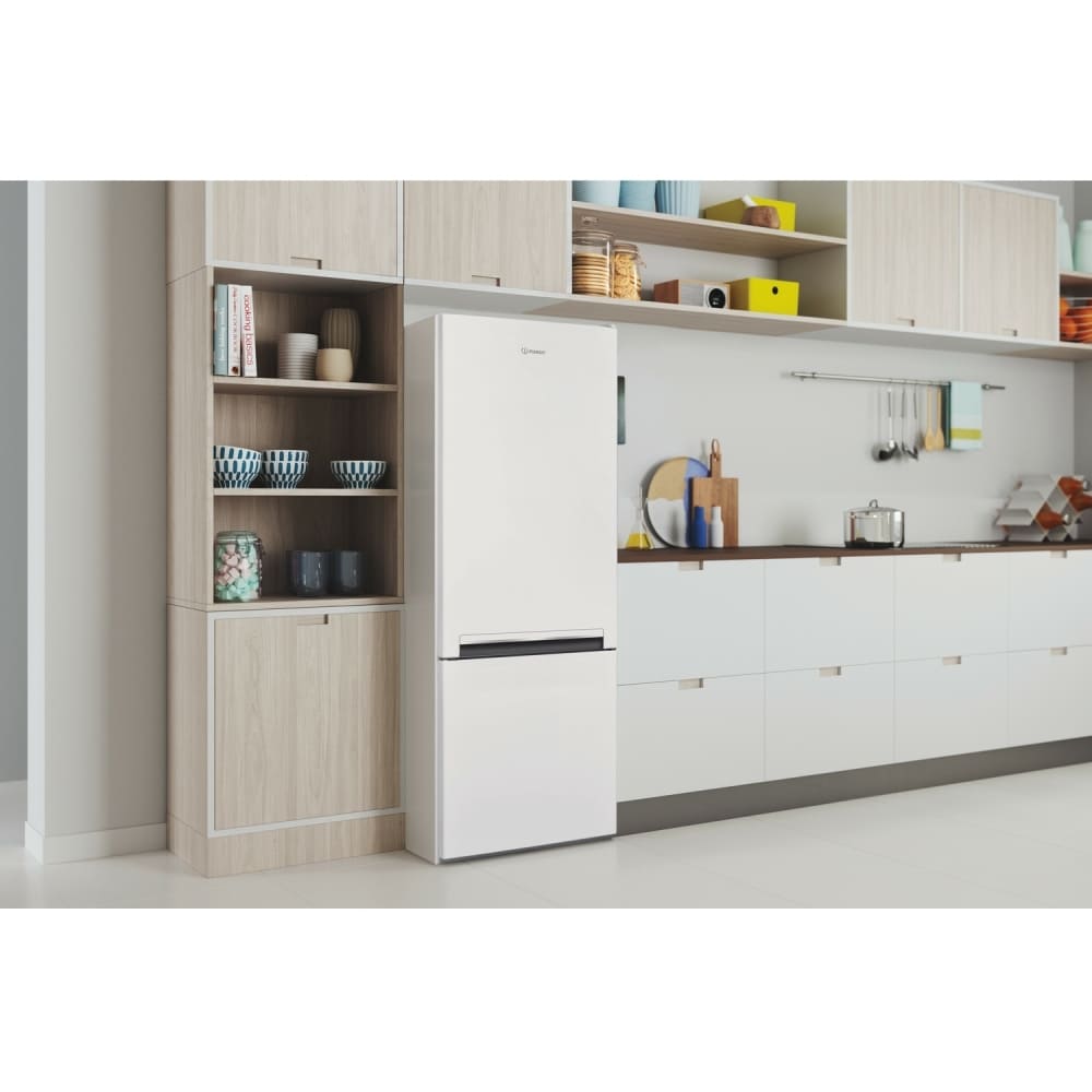 272L Low Frost Freestanding Fridge Freezer, 70/30, White – Indesit LI6S2EWUK
 - London Houseware - 5