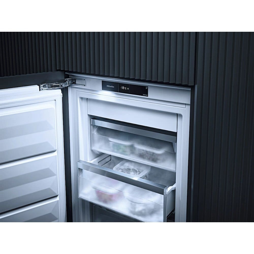 213L Frost Free Built-In Freezer, Fixed Hinge, White - Miele FNS7794E - London Houseware - 3