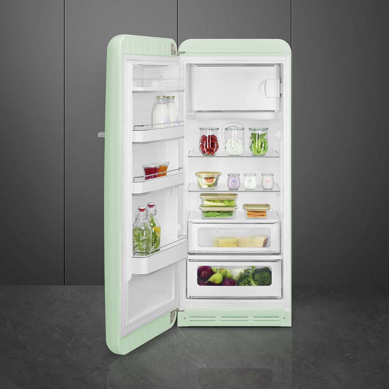 244L Retro Tall Fridge with Ice Box, Pastel Green - Smeg FAB28LPG5 - London Houseware - 8